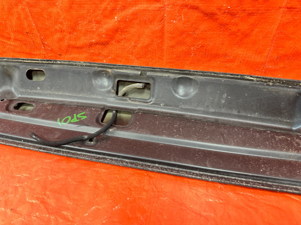 97 01 HONDA CR V CRV   REAR WING SPOILER DECK LID TRIM   OEM FACTORY #3016