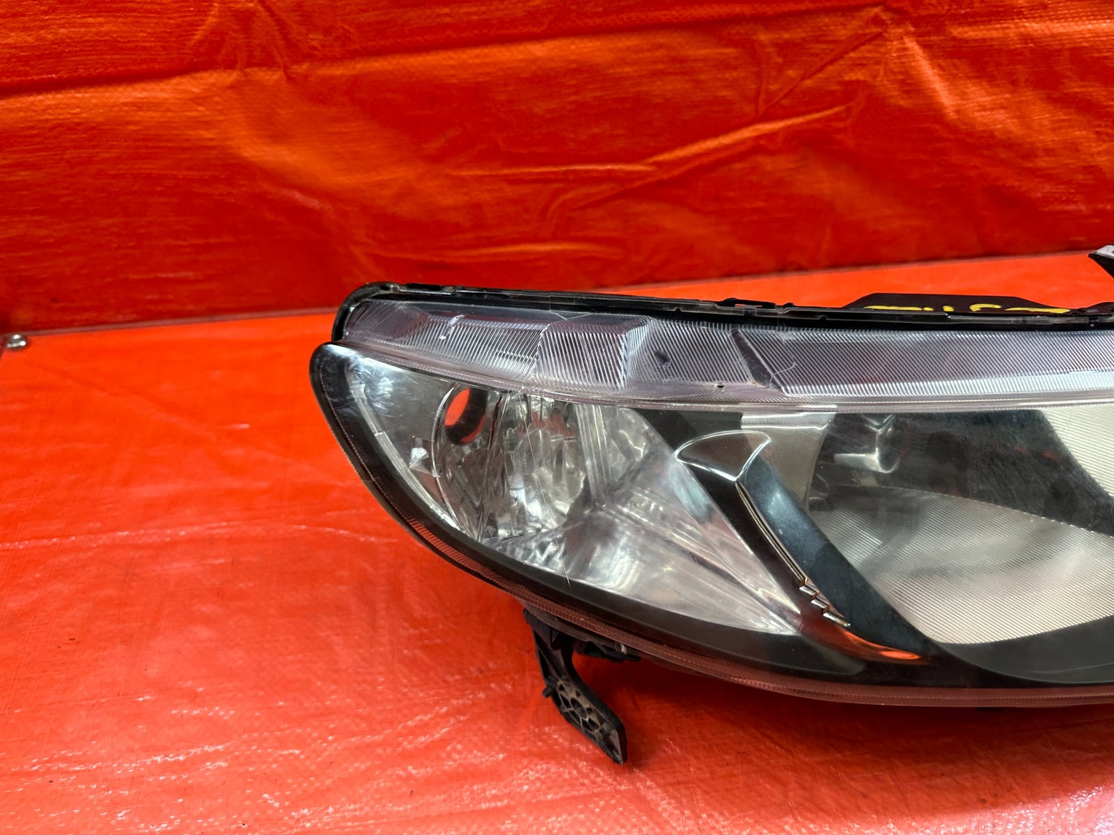 06 08 HONDA CIVIC SEDAN   PASSENGER RIGHT HEADLIGHT HEADLAMP   #2037