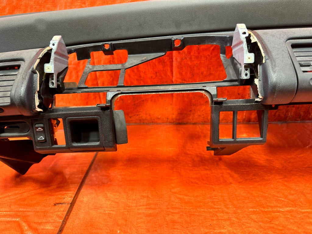 90 91 HONDA CIVIC HATCHBACK   DASHBOARD PANEL DASH BOARD    OEM FACTORY 32522