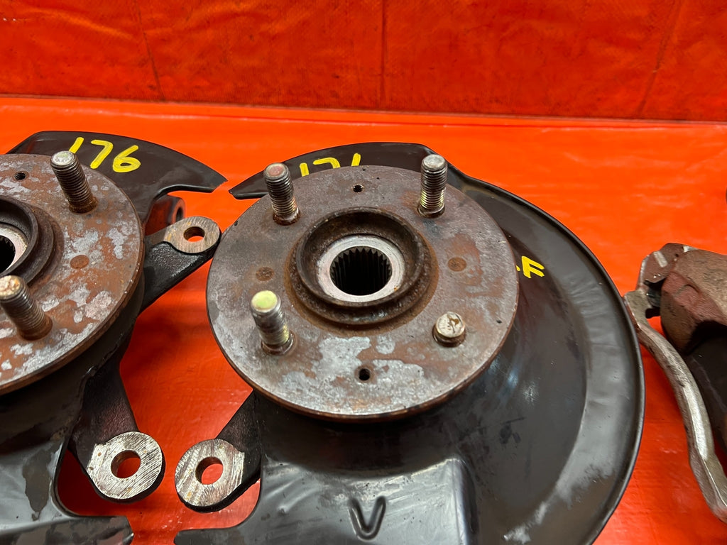EP3 HONDA CIVIC SI   4x100 FRONT SPINDLE KNUCKLE CONVERSION   LEFT RIGHT OEM 17610