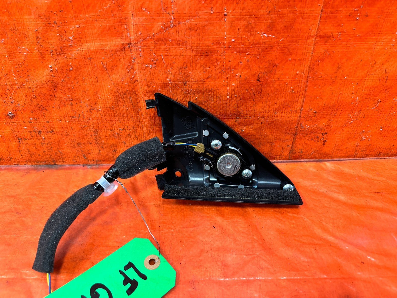 17 20 INFINITI Q50 / 17 20 Q60   BOSE MODEL   DRIVER LEFT TWEETER   OEM #3162