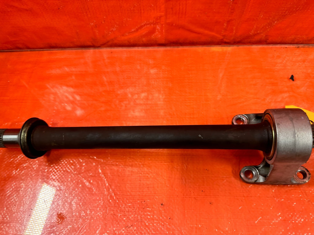 04 08 ACURA TSX   K24A2   AUTOMATIC   INTERMEDIATE MID HALF JACK SHAFT OEM #2913