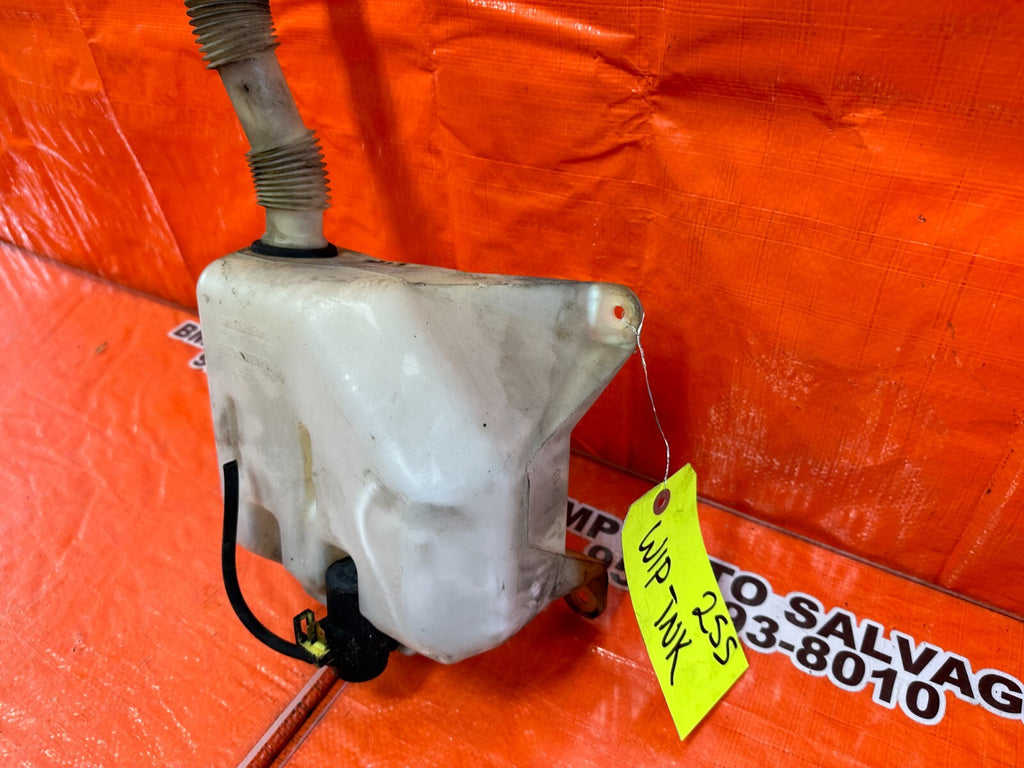 04 08 ACURA TSX   WINDSHIELD WIPER RESERVOIR TANK W/ MOTOR   OEM FACTORY #2555