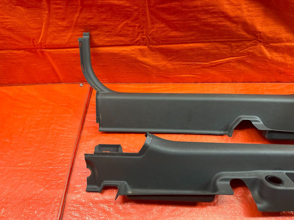 96 00 HONDA CIVIC SEDAN  LEFT AND RIGHT FRONT FLOOR PILLARS SCUFF PLATES OEM 19513