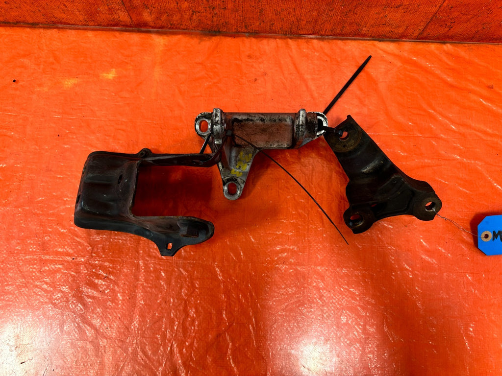 97 01 HONDA PRELUDE  H22 5 SPEED MANUAL STICK SHIFT ENGINE BRACKETS OEM #3234