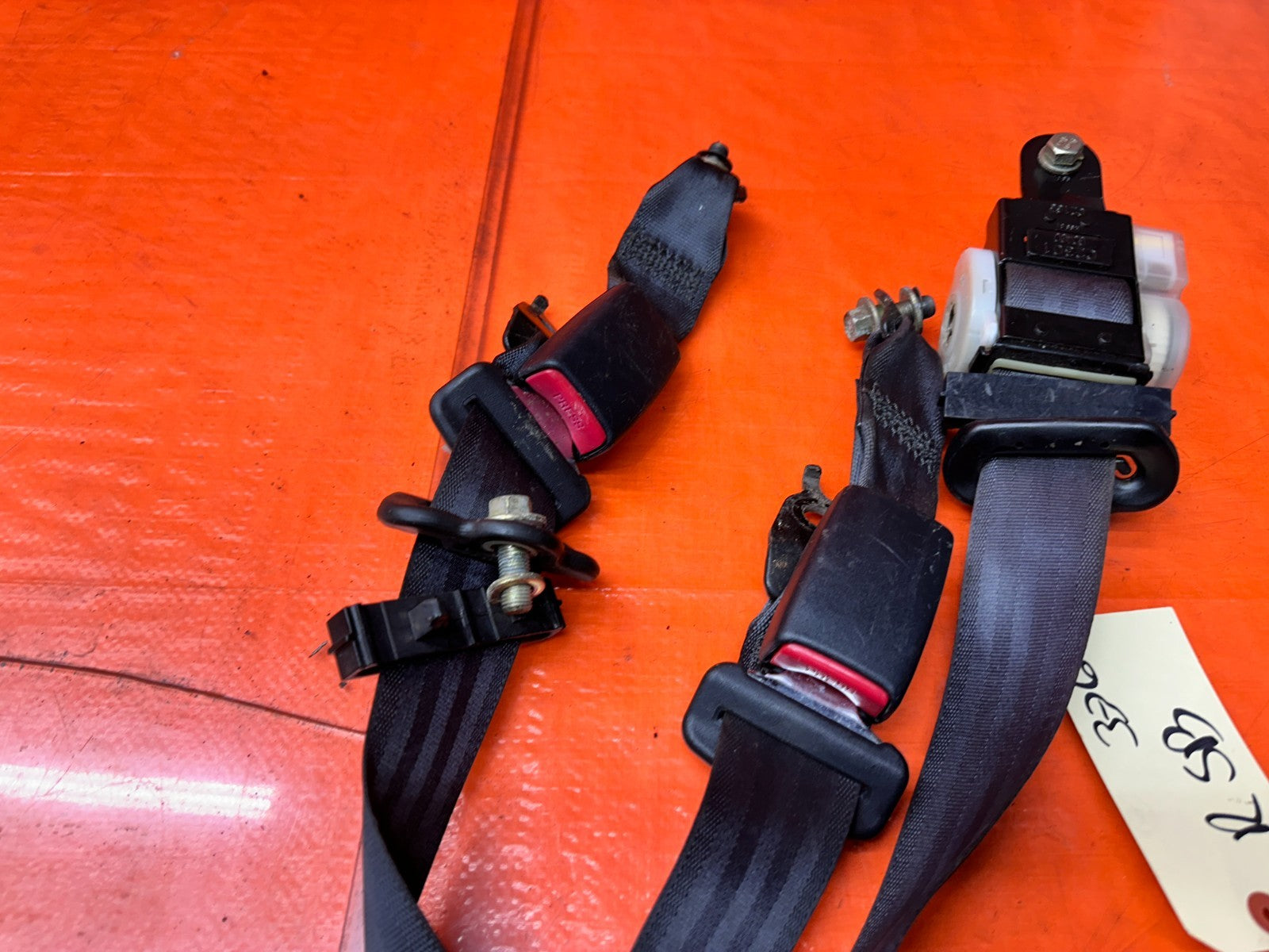 97 01 HONDA PRELUDE 2.2L LEFT RIGHT REAR SEAT BELTS BUCKLE RETRACTOR OEM #3369