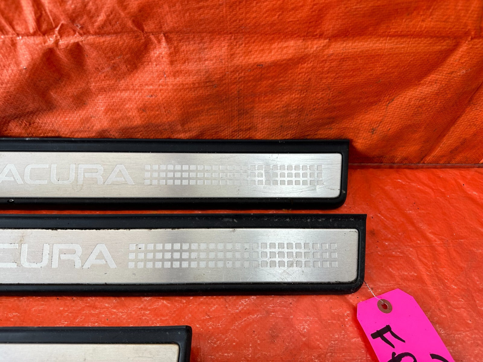 04 08 ACURA TL   LEFT AND RIGHT FLOOR PILLARS SCUFF PLATE SET   OEM #2346