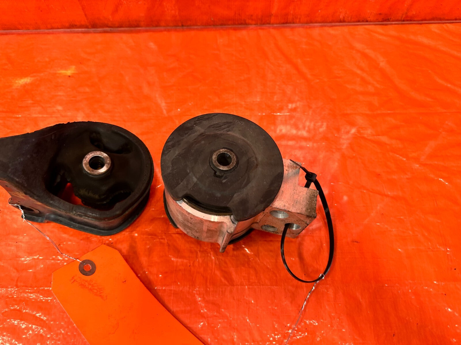 94 01 ACURA INTEGRA 2D   AUTOMATIC TRANSMISISON ONLY   LEFT & RIGHT MOUNTS #26812