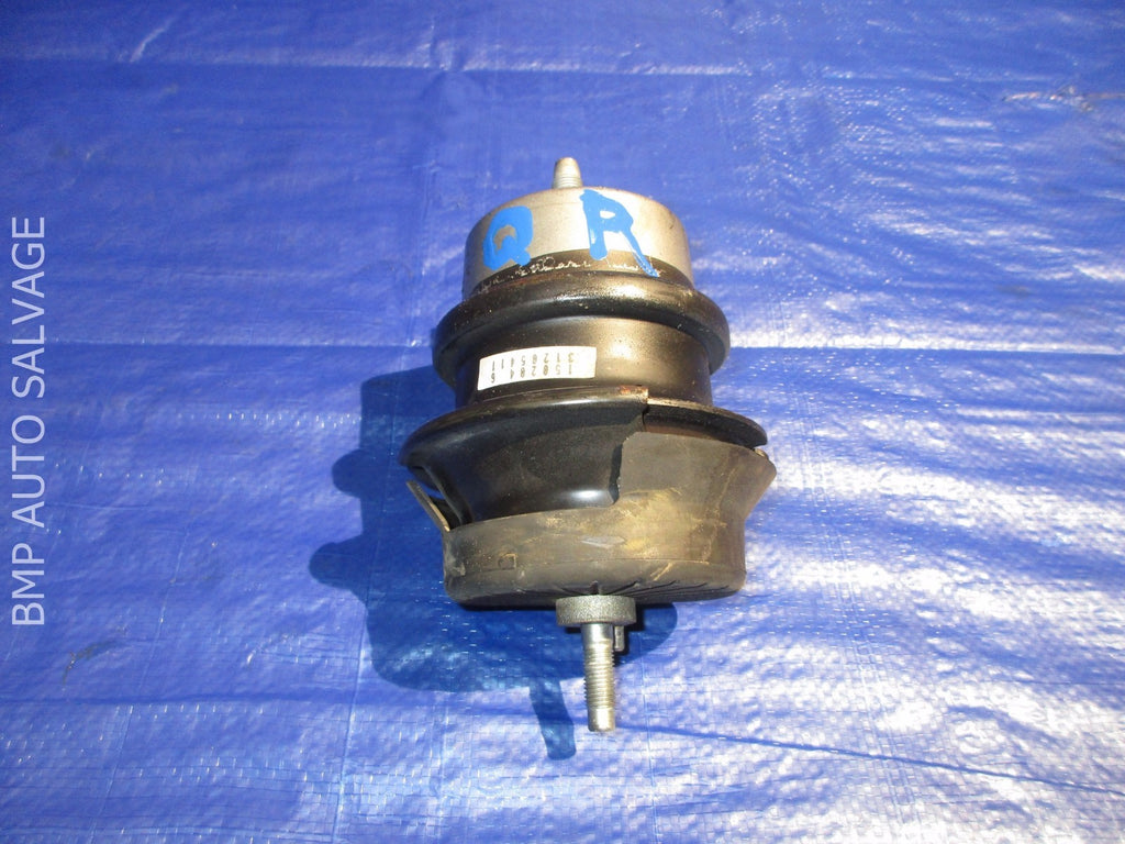 OEM 2014   2016 INFINITI Q70 3.7L RWD PASSENGER RIGHT ENGINE MOUNT MOTOR STRUT 0