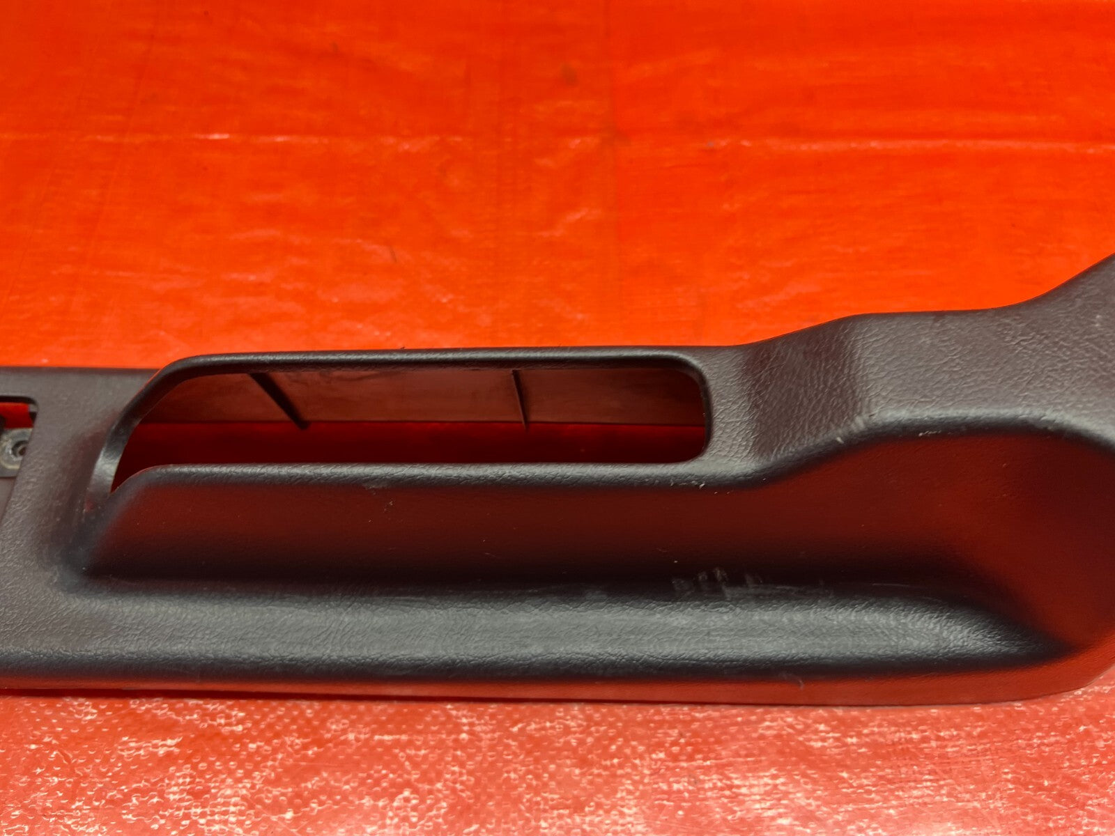 90 93 ACURA INTEGRA   ARM REST CENTER CONSOLE STORAGE DELETE   BLACK   OEM #1605