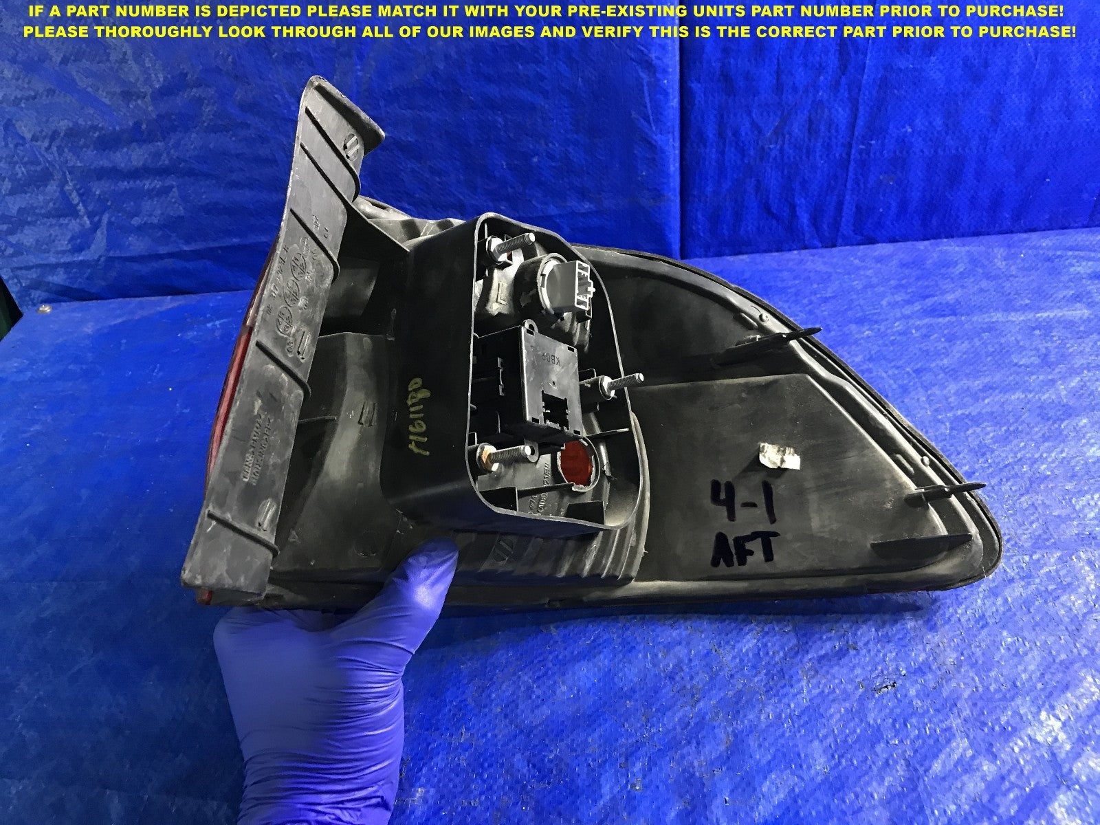 OEM 1998 1999 2000 98 99 00 HONDA ACCORD 4D SEDAN DRIVER LEFT TAIL LIGHT 3