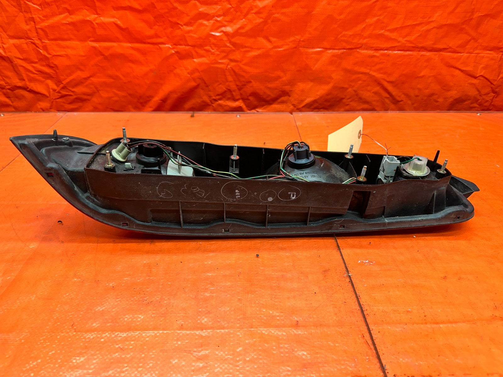98 01 ACURA INTEGRA 2D RIGHT PASSENGER REAR TAIL LIGHT LAMP OEM #33112