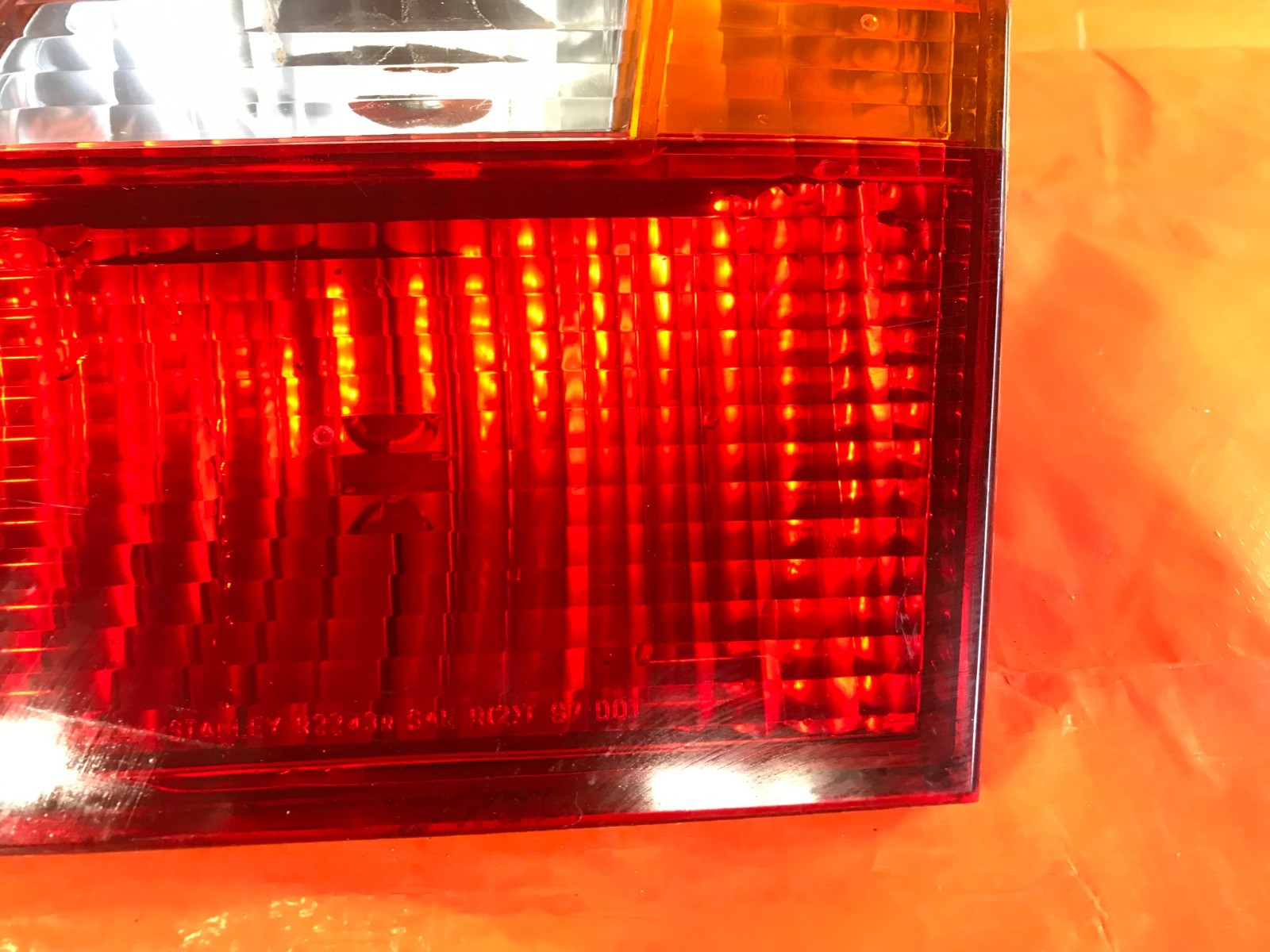 OEM 1999 2000 HONDA CIVIC 4 DOOR SEDAN PASSENGER RIGHT INNER TAIL LIGHT TRUNK2