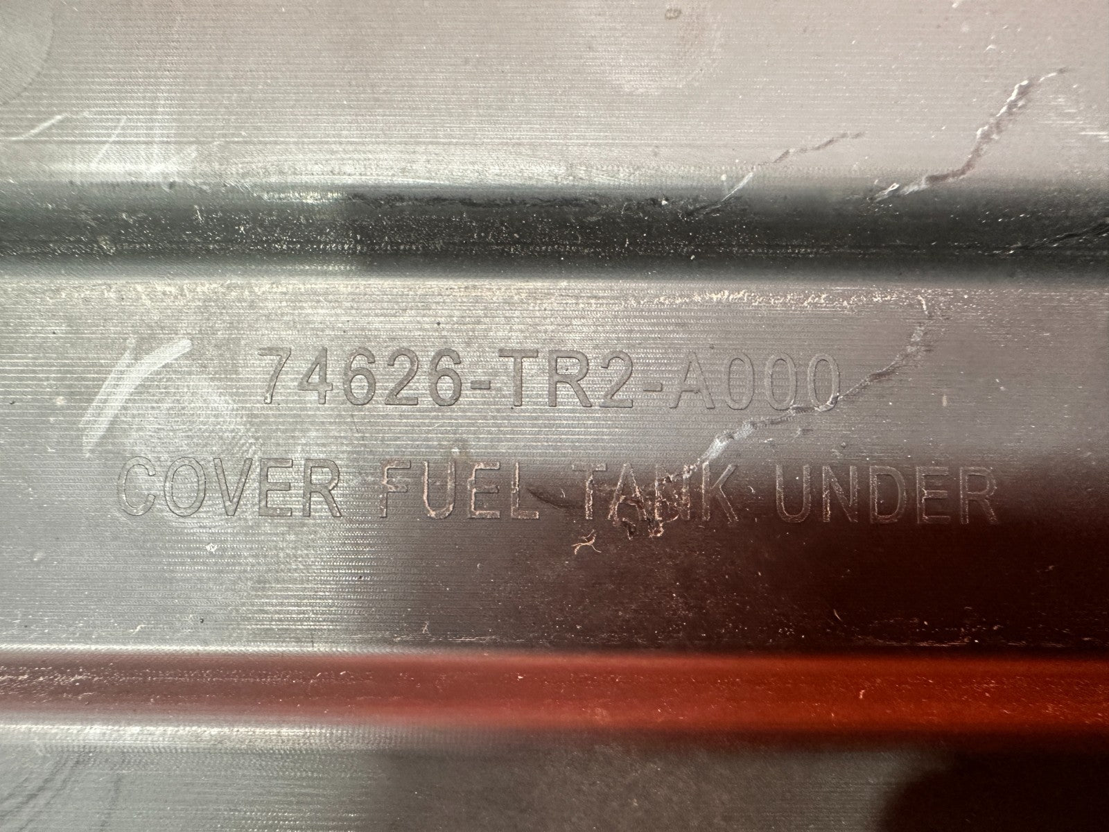 13 15 CIVIC SI 2.4L   74626 TR2 A000 FUEL TANK TRIM   OEM #33410