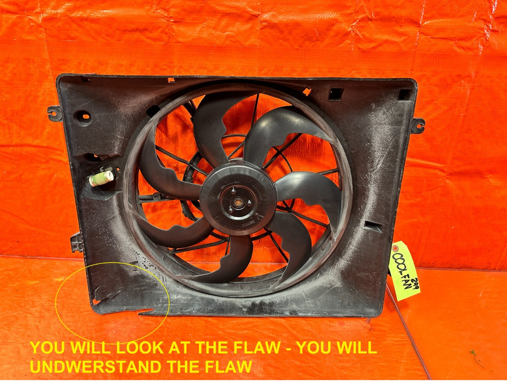 13 16 HYUNDAI GENESIS COUPE 3.8L   RADIATOR COOLING FAN W/ MOTOR & HOUSING   OEM0