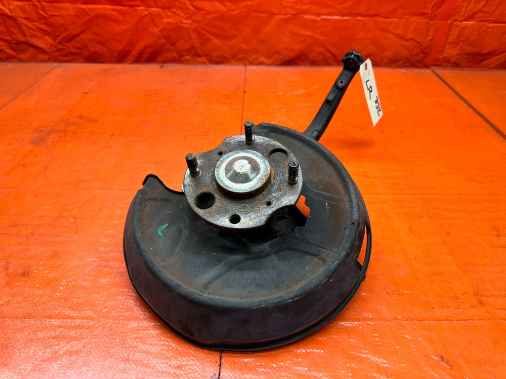 92 96 HONDA PRELUDE LEFT REAR SPINDLE KNUCKLE HUB DRIVER SIDE OEM #3324