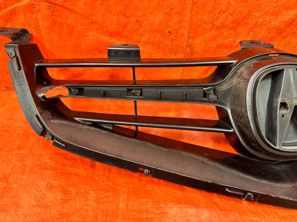 04 05 ACURA TSX   FRONT BUMPER GRILLE ASSEMBLY   OEM #3226