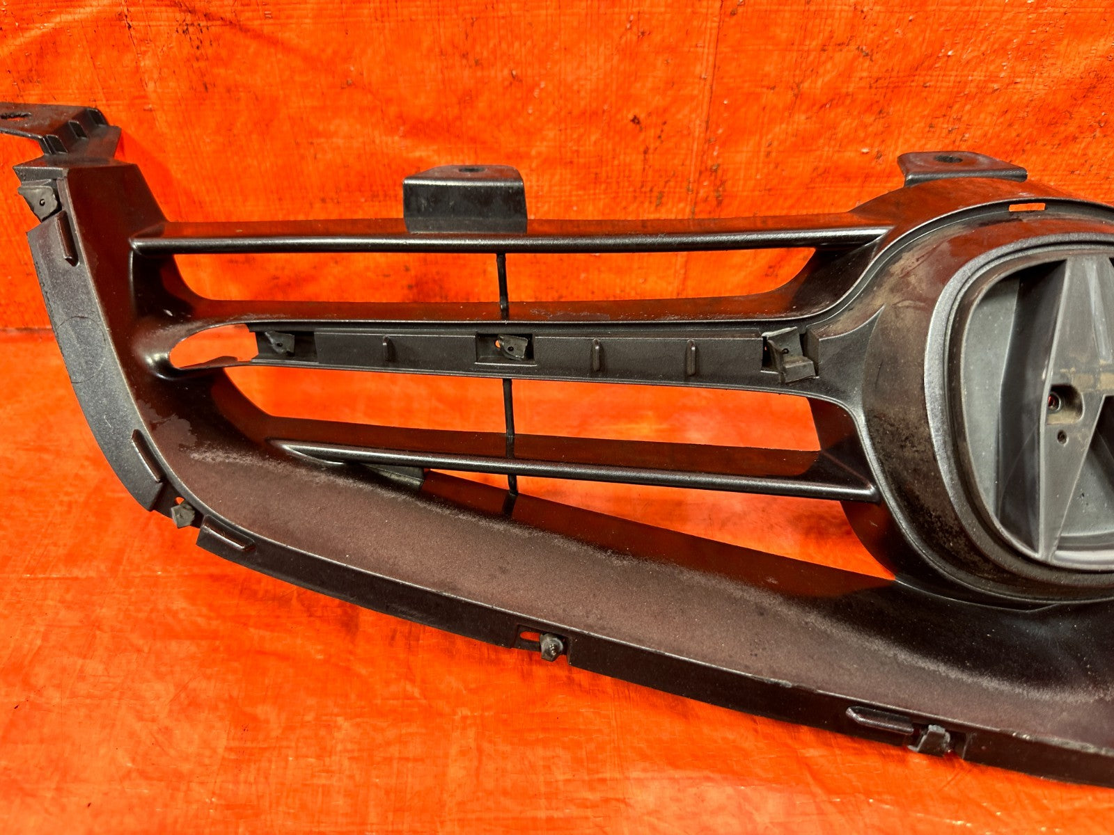 04 05 ACURA TSX   FRONT BUMPER GRILLE ASSEMBLY   OEM #3226