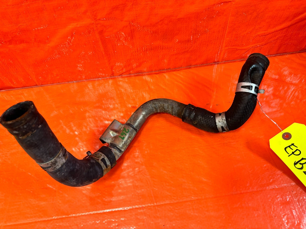 90 97 MAZDA MX 5 MIATA   RADIATOR HOSE W/ METAL CENTER PIECE   OEM #2676