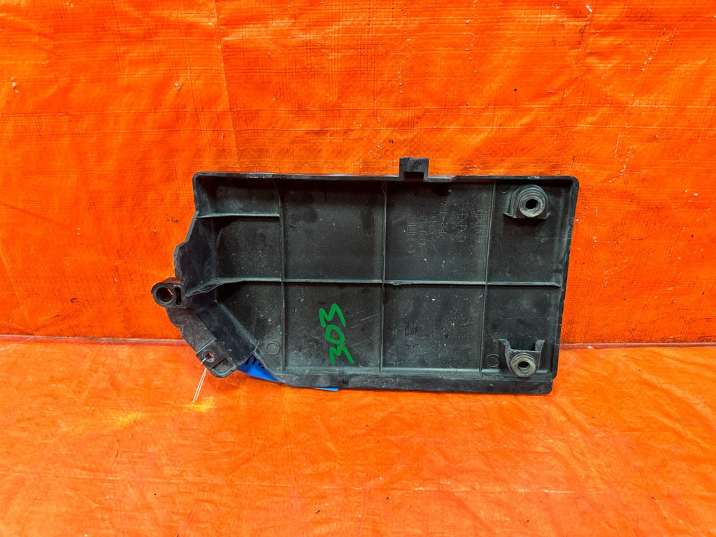 09 11 MAZDA RX8 RX 8   CONTROL UNIT COVER   N3R1 18 8JX   OEM #3031