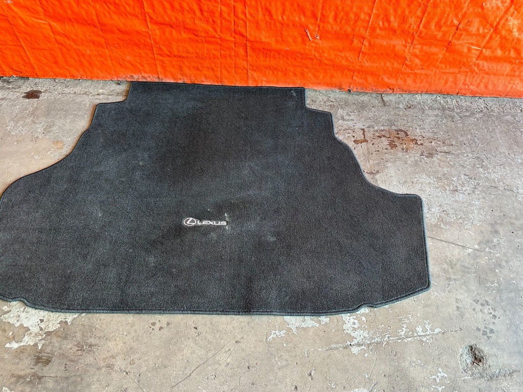 2009 09 LEXUS ES350   TRUNK CARPET RUG MAT W/ LEXUS LOGO   OEM FACTORY #2445