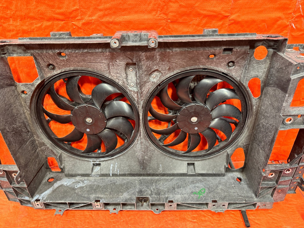 08 15 INFINITI G37 COUPE & CONVERTIBLE   PLASTIC FRONT RADIAOTR SUPPORT W/ FANS2