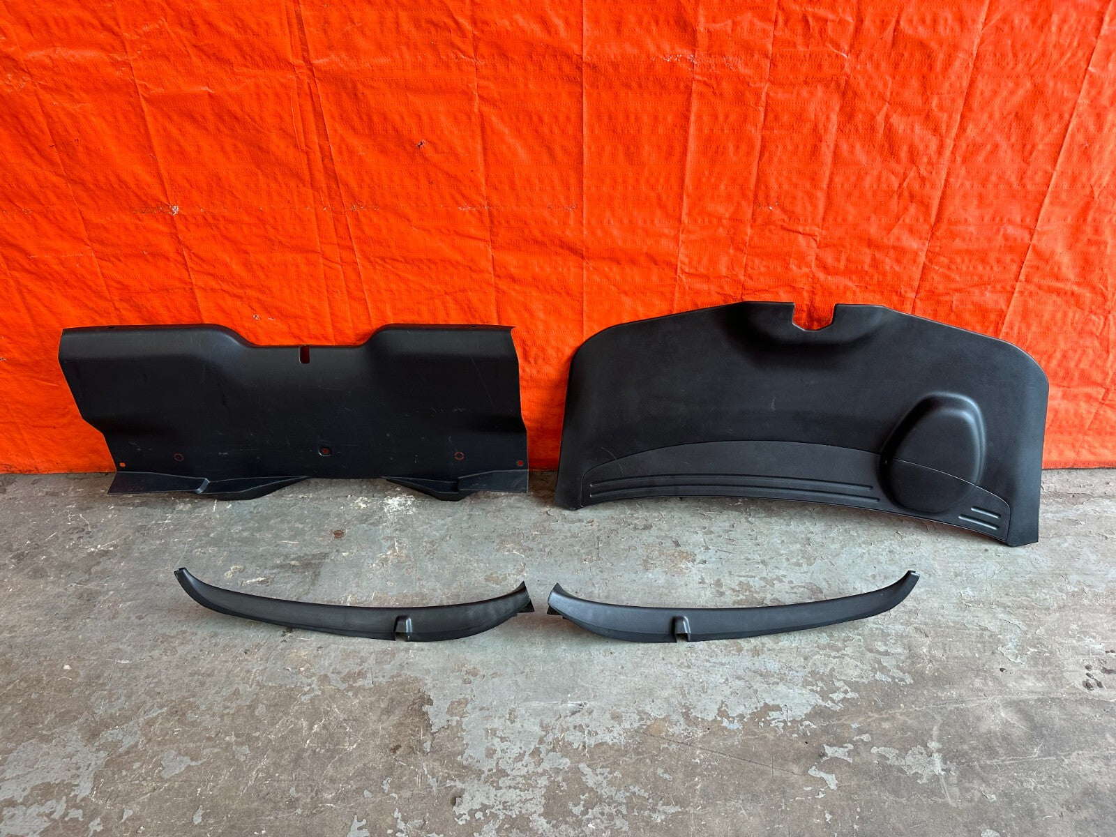 94 01 ACURA INTEGRA 2 DOOR   REAR HATCHBACK HATCH PLASTIC TRIM LINING OEM #2260
