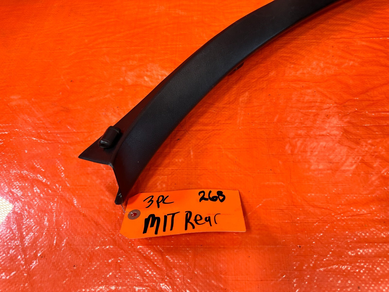 94 01 ACURA INTEGRA   2D   REAR TAIL GATE TAILGATE LINING TRIM PLASTIC OEM #26813