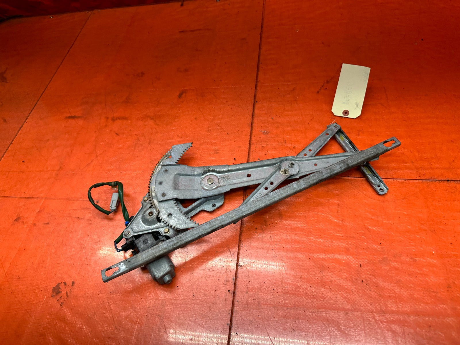 97 01 HONDA PRELUDE 2.2L PASSENGER RIGHT DOOR WINDOW REGULATOR WITH MOTOR #33612