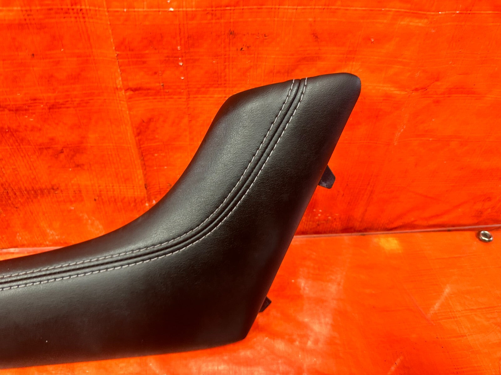17 20 INFINITI Q60   PASSENGER RIGHT BLACK LEATHER SHIFTER CONSOLE TRIM OEM 2896