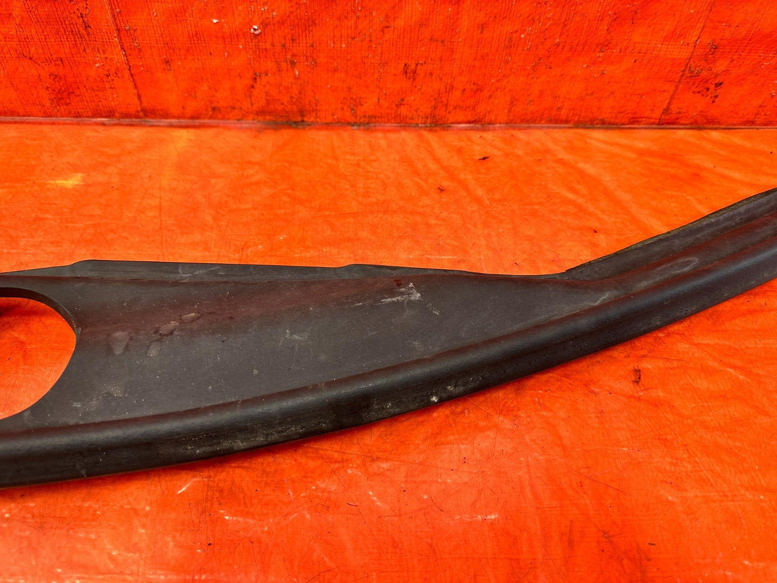 14 20 INFINITI Q50   DRIVER LEFT FENDER HOOD SEAL EDGE TRIM COVER OEM #3132