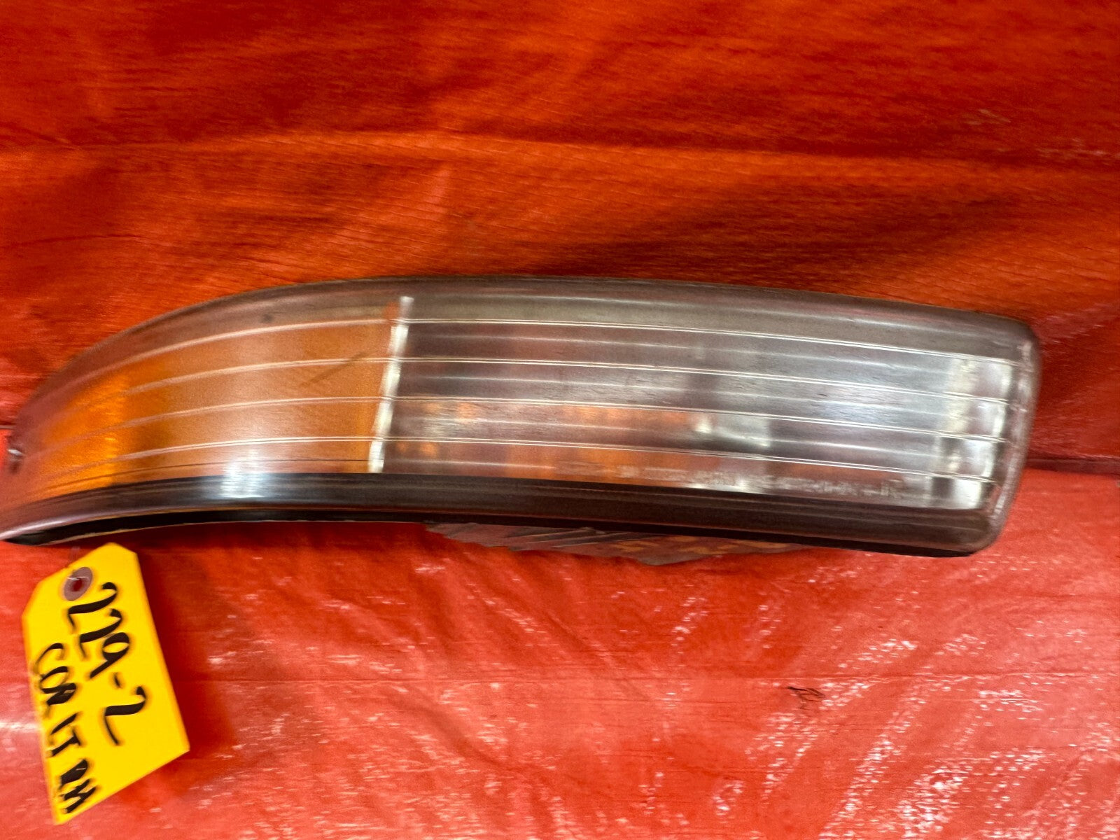 94 97 ACURA INTEGRA RIGHT CORNER LIGHT CORNER LAMP BUMPER PASSENGER SIDE OEM 2293