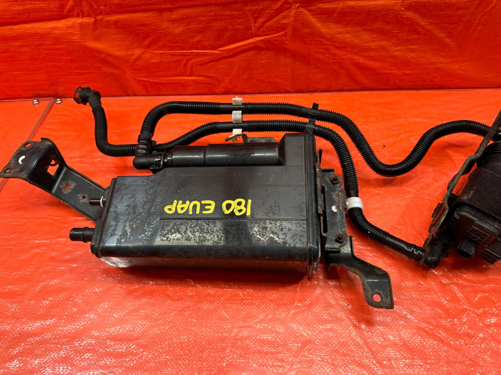 15 21 SUBARU WRX & STI   EJ257 FUEL VAPOR CHARCOAL EVAP TANK CANISTER   OEM #1806