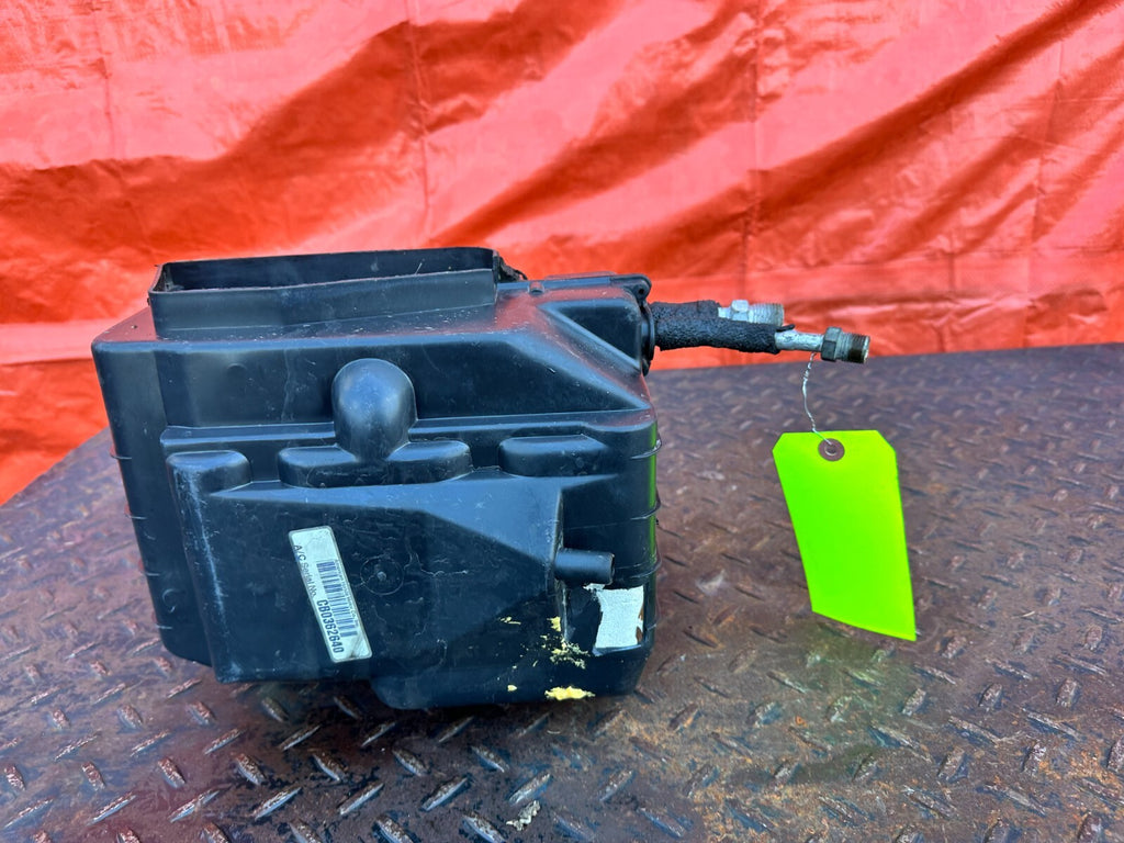 88 91 HONDA CRX   EVAPARATOR AND HOUSING COMPLETE 100%   OEM FACTORY #2775