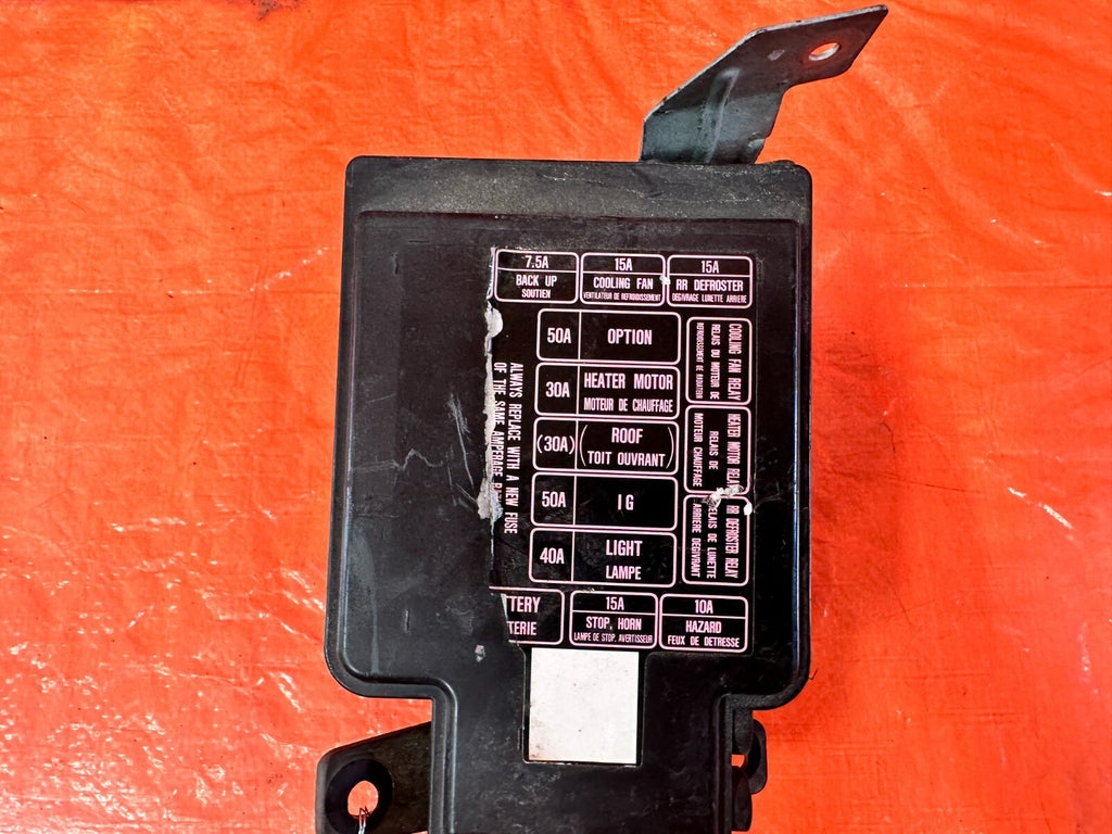 93 97 HONDA DEL SOL   EXTERIOR / ENGINE BAY   FUSE BOX PANEL   OEM #2942