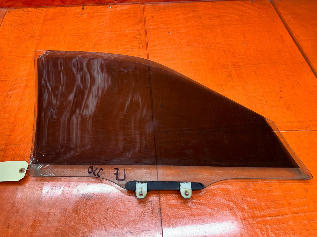 96-00 HONDA CIVIC 4D SEDAN LEFT DRIVER FRONT DOOR WINDOW GLASS PANEL OEM #3506