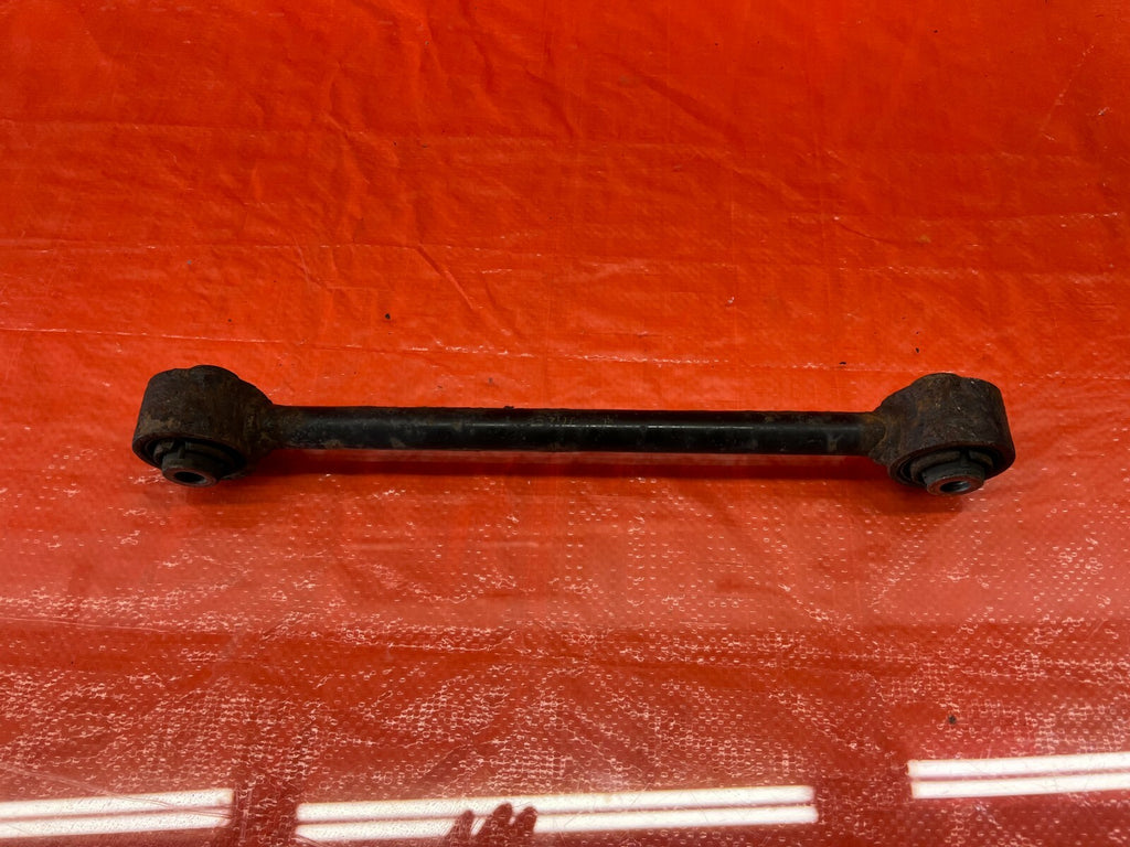 04 08 ACURA TL   LEFT OR RIGHT REAR   CONTROL ARM   15 INCHES IN LENGTH OEM #1088