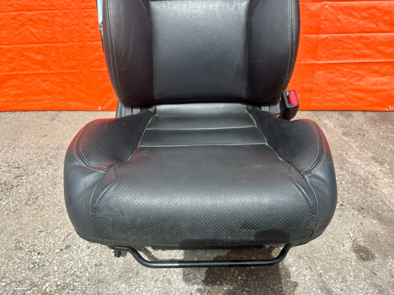05 06 ACURA RSX   PASSENGER RIGHT   BLACK LEATHER SEAT   OEM FACTORY OE #292