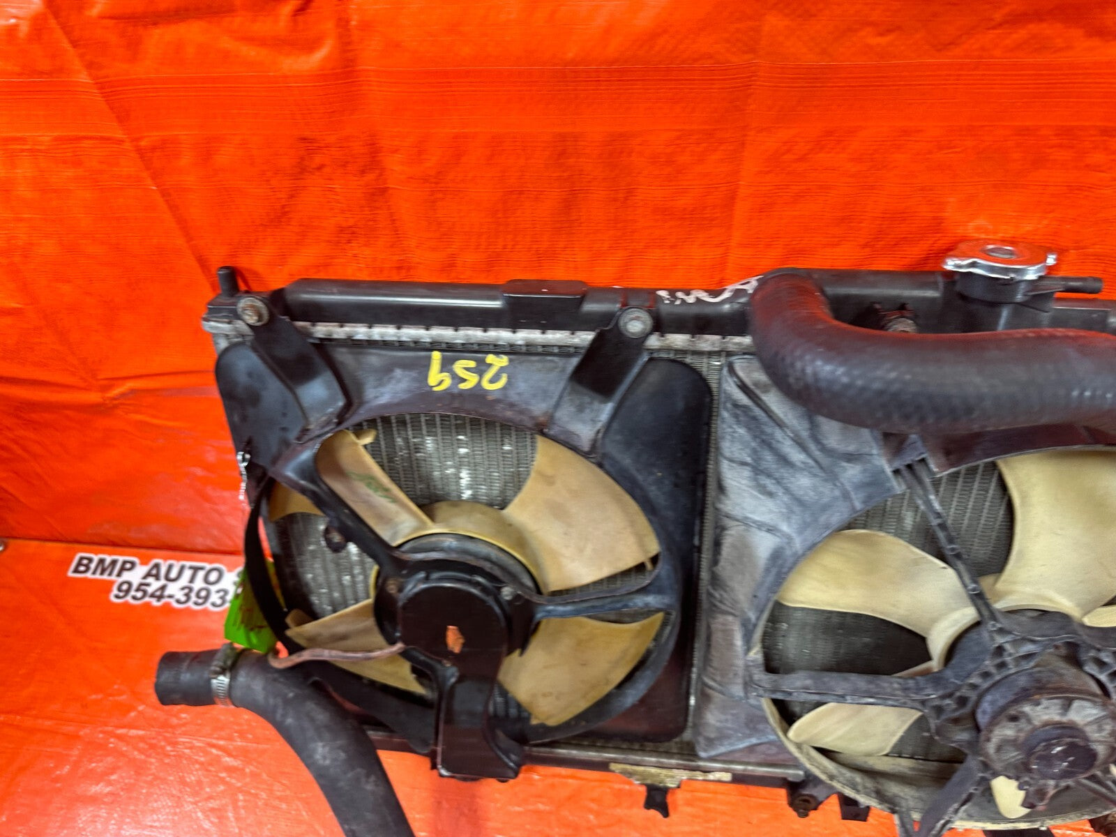 97 98 HONDA PRELUDE BASE   100% COMPLETE RADIATOR SET W/ FANS / HOSES / OEM 2593