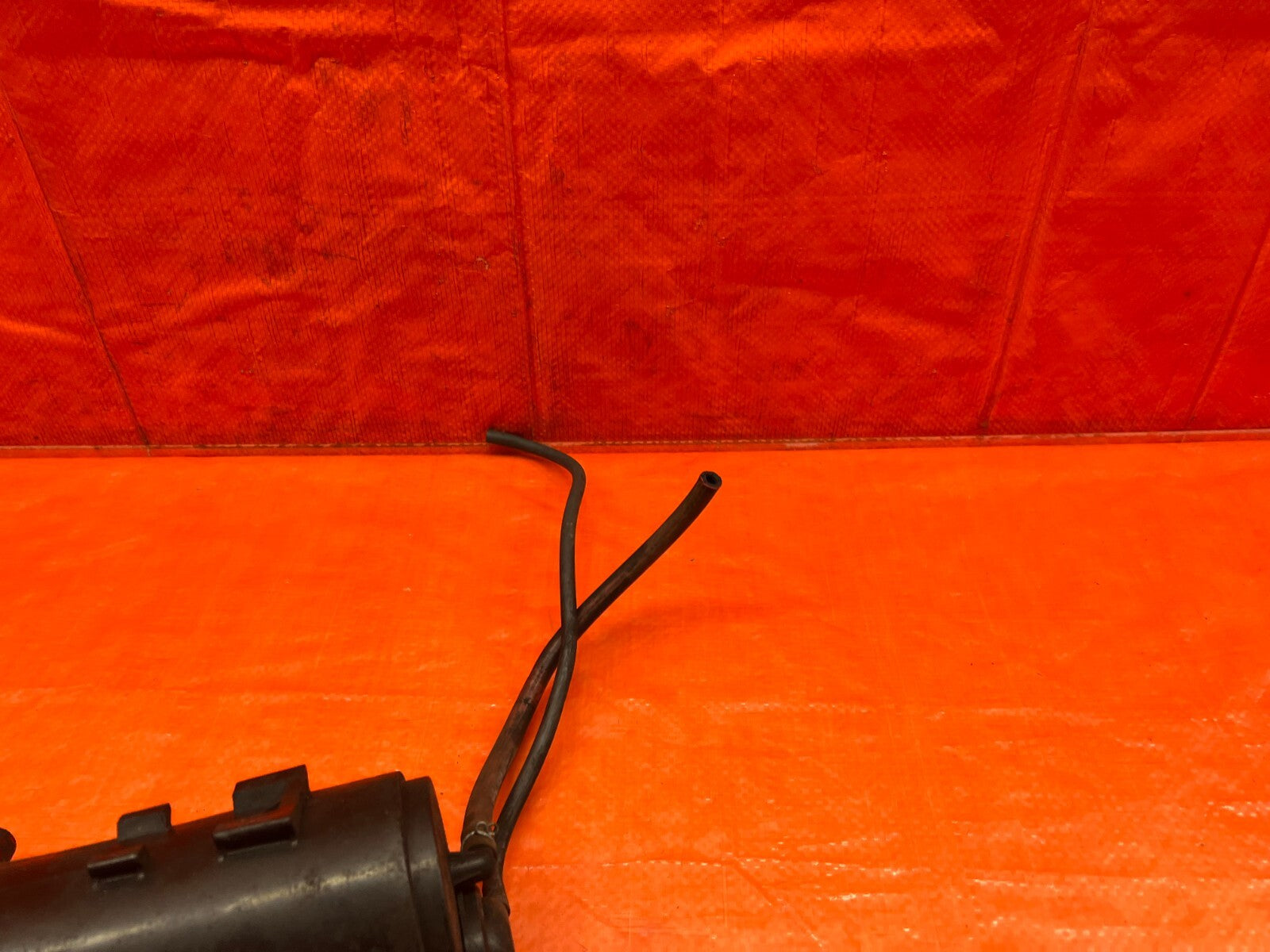 91 93 ACURA INTEGRA   FUEL VAPOR CHARCOAL EVAP TANK CANISTER   OEM FACTORY #1545