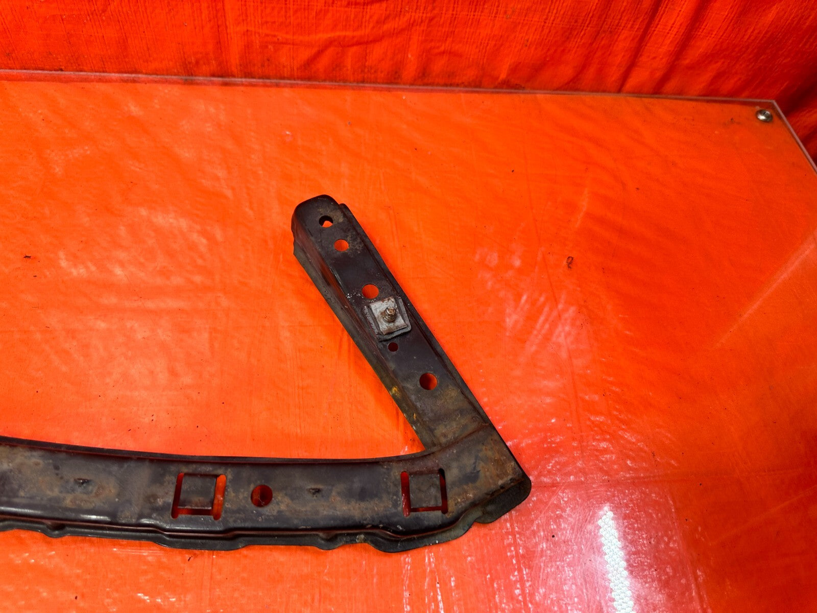 OEM 2008 HONDA CIVIC SI SEDAN PASSENGER RIGHT HEADLIGHT HEADLAMP BRACKET OEM FA51