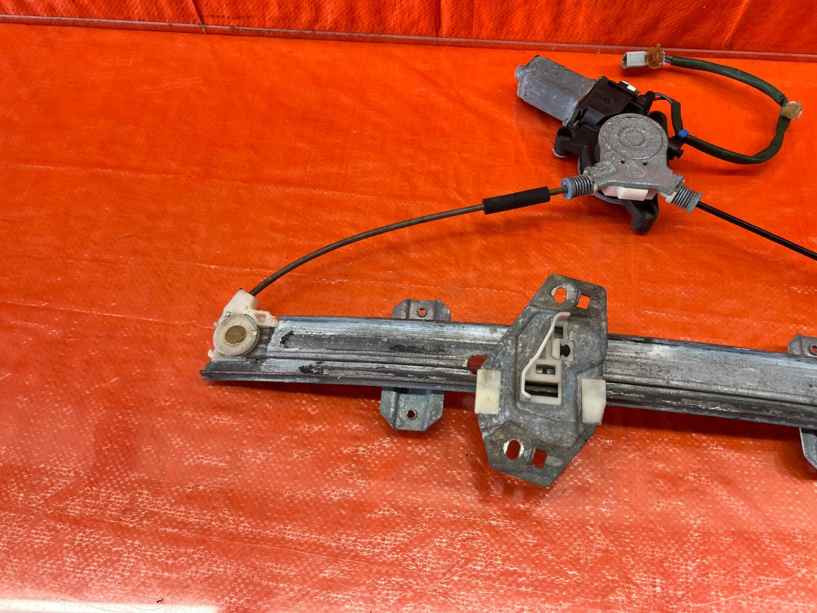 96 00 HONDA CIVIC SEDAN EX GX LX   WINDOW REGULATOR W/ MOTOR RIGHT FRONT OEM 1625