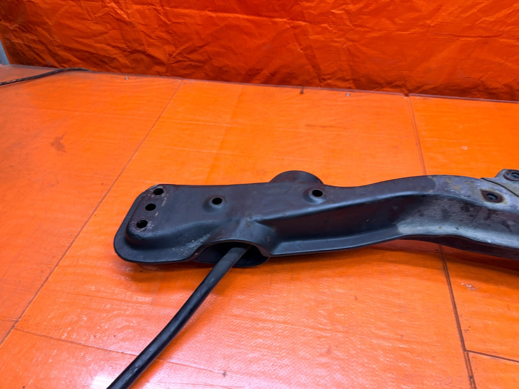 97 01 HONDA PRELUDE 2.2L FRONT ENGINE CROSSMEMBER SUBFRAME FRONT PORTION #33616