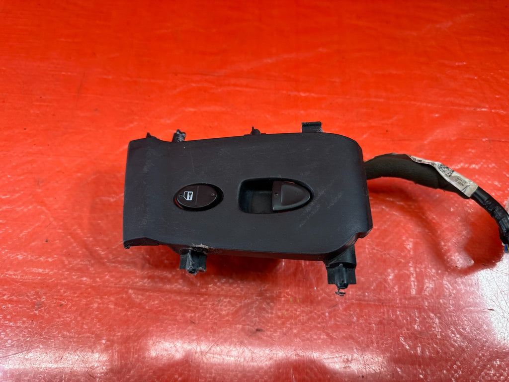 06 11 CIVIC 2D COUPE   WINDOW SWITCH   PASSENGER RIGHT SIDE   OEM FACTORY #1942