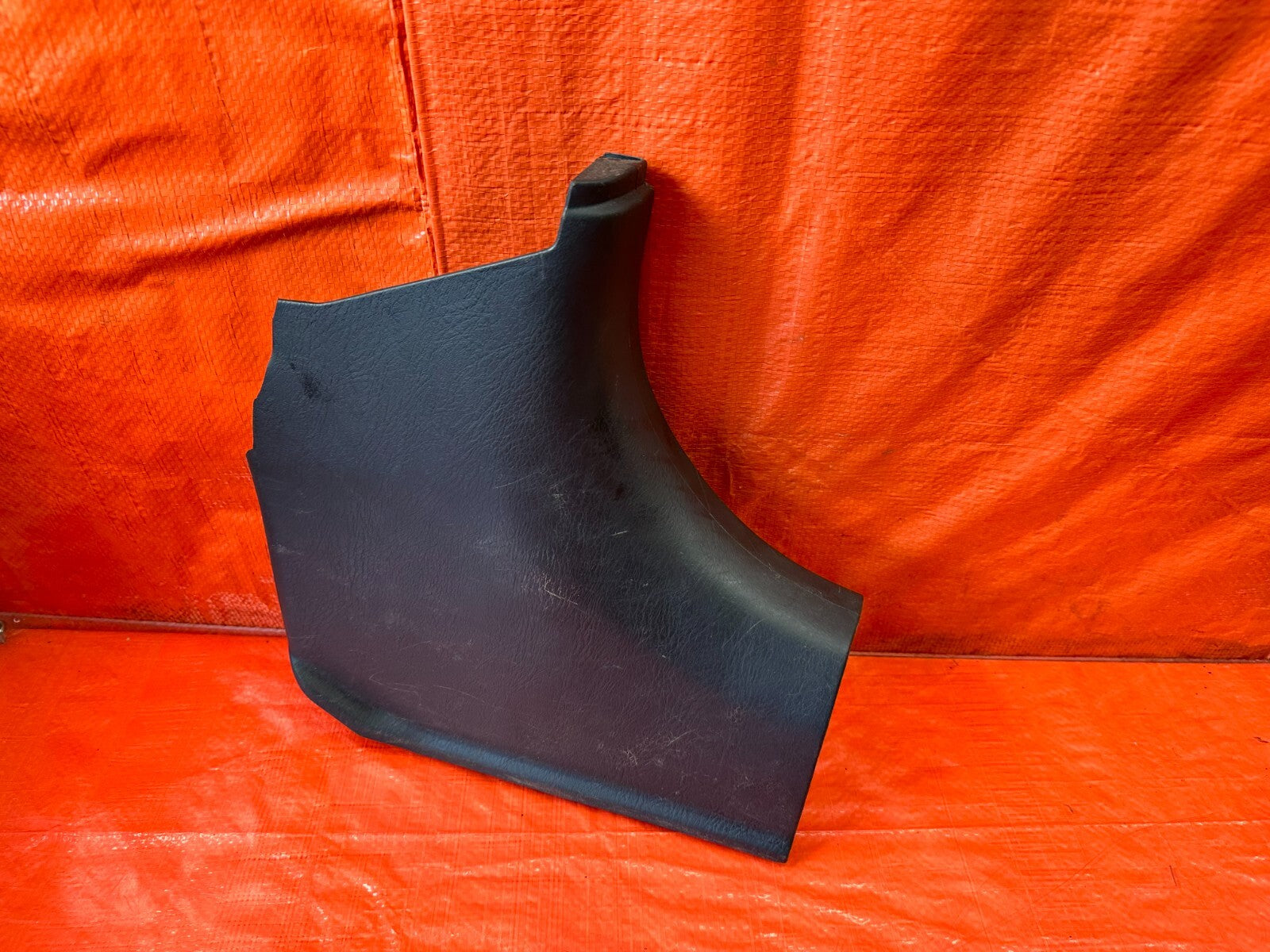 02 03 HONDA CIVIC SI EP3 HATCHBACK   KICK PANEL   PASSENGER RIGHT SIDE   OEM 2300