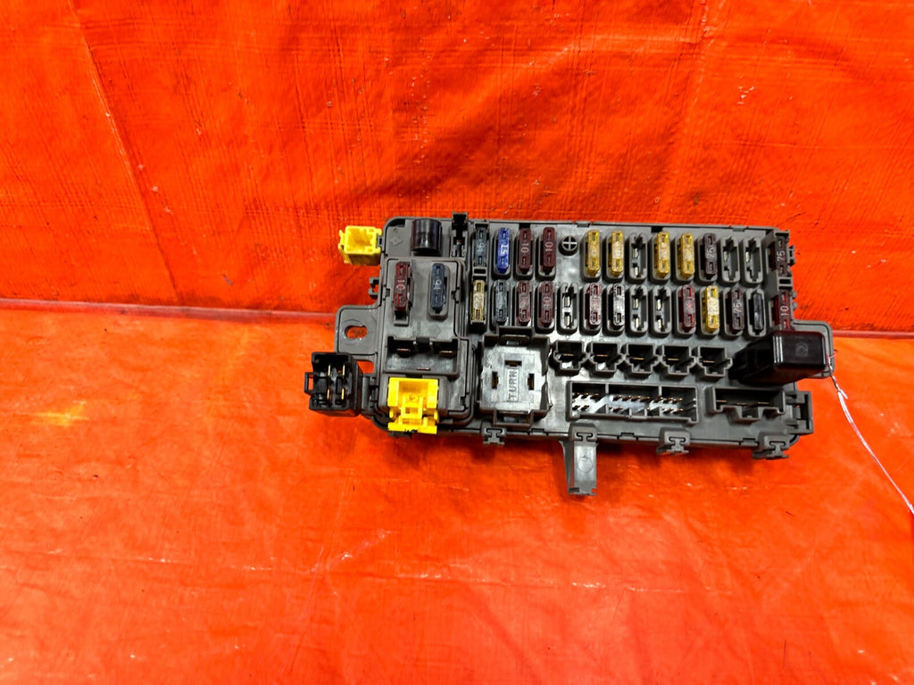93 95 HONDA DEL SOL   INTERIOR CABIN UNDER DASH FUSE BOX PANEL   OEM FACTORY 2942