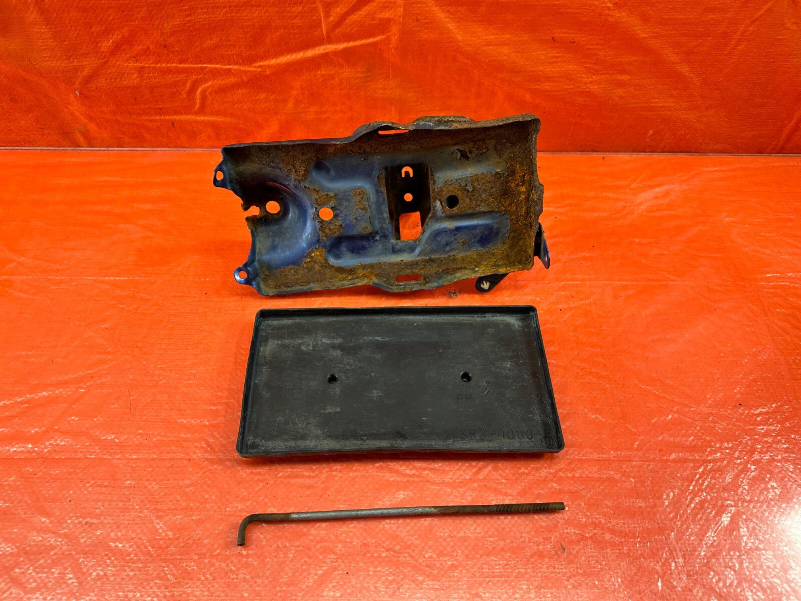 HONDA & ACURA   INTEGRA CIVIC DEL SOL   BATTERY TRAY   OEM FACTORY OE #2216