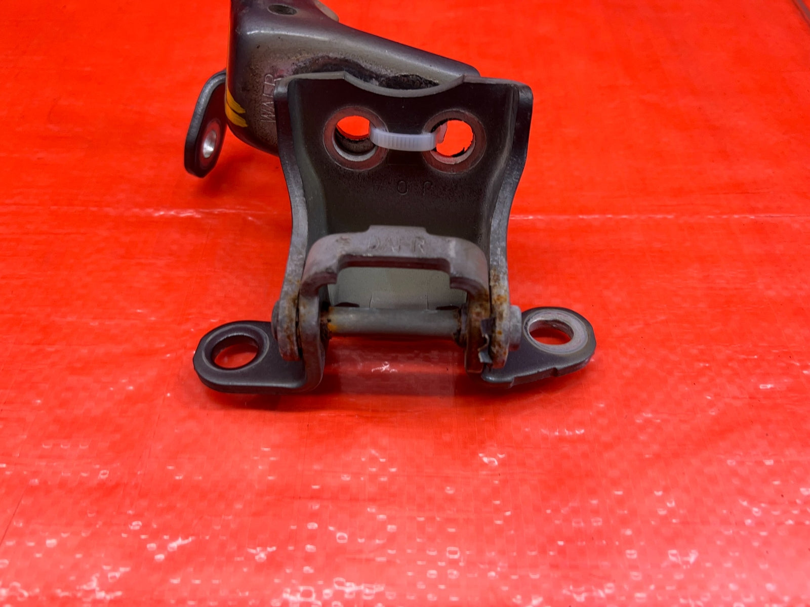 08 12 HONDA ACCORD SEDAN   RIGHT FRONT DOOR HINGE SET UPPER LOWER   OEM #1744