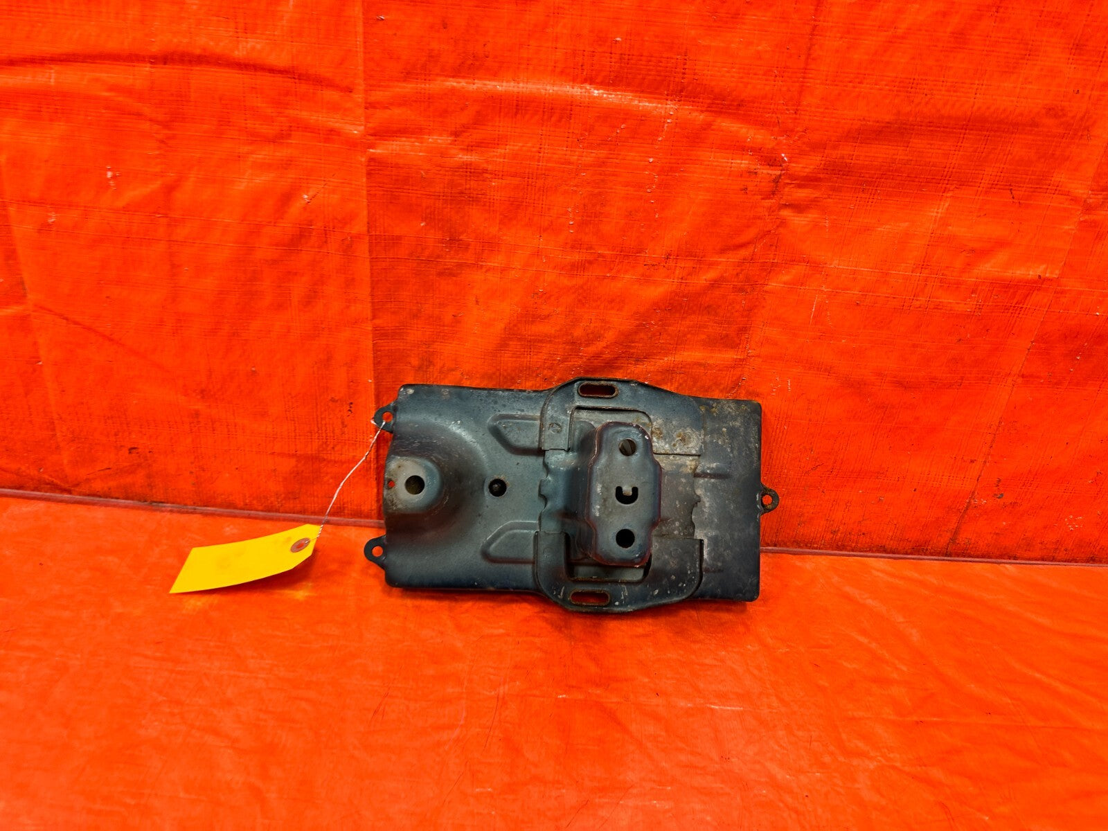 HONDA & ACURA   INTEGRA CIVIC DEL SOL   BATTERY TRAY   OEM FACTORY OE #2953