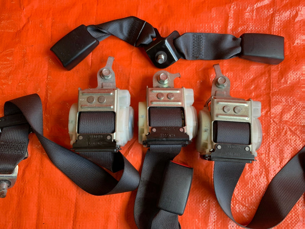 OEM 2006 06 HONDA CIVIC SI COUPE   COMPLETE REAR SEAT BELT SET LEFT RIGHT CENTER4
